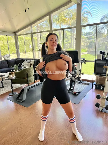 X_elizabeth_skylar_x Exclusive Leaked Nude Onlyfans #740137