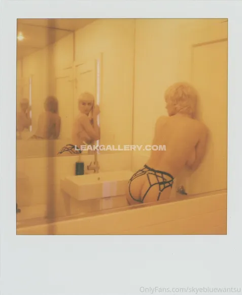 Skyebluewantsu Exclusive Leaked Nude Onlyfans #1793302