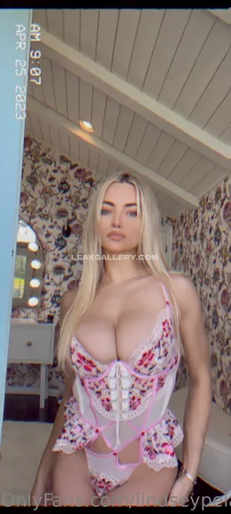 Lindseypelas Exclusive Leaked Nude Onlyfans #1798943
