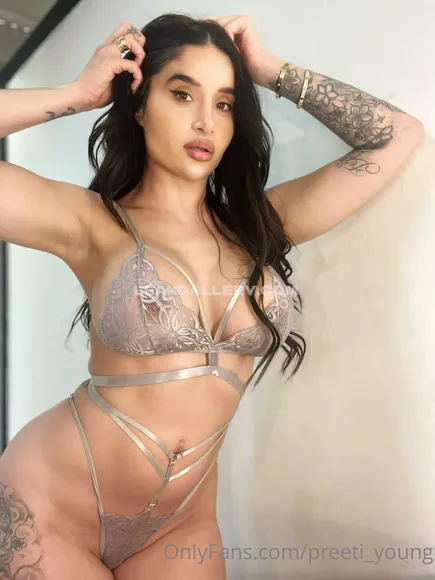 Priya_y / preeti_young Exclusive Leaked Nude Onlyfans #819111