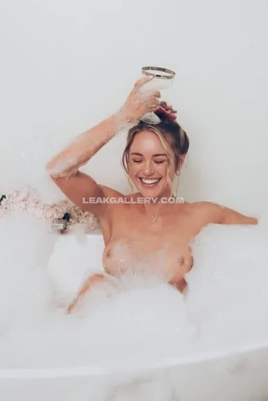 Absoneil Exclusive Leaked Nude Onlyfans #1178965