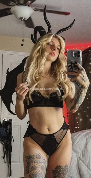 Imsadspice / sadspice Exclusive Leaked Nude Onlyfans #1735126