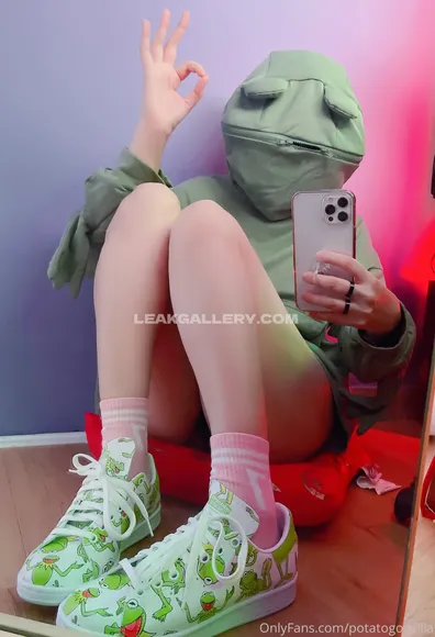 Potatogodzilla Exclusive Leaked Nude Onlyfans #1901808