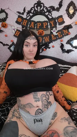 Lotteodditiesfree / lotteoddities Exclusive Leaked Nude Onlyfans #1126044