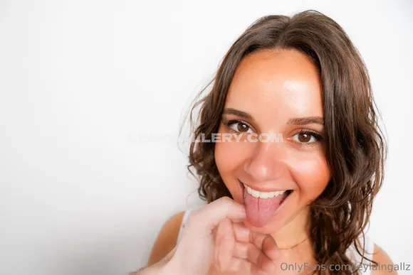 Leylaingallz Exclusive Leaked Nude Onlyfans #1156549