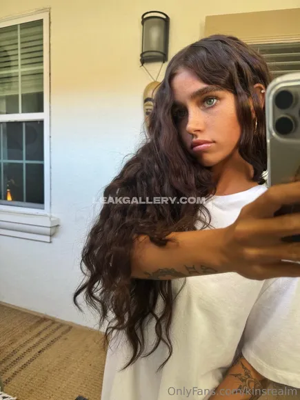 Kinsrealm Exclusive Leaked Nude Onlyfans #2766958