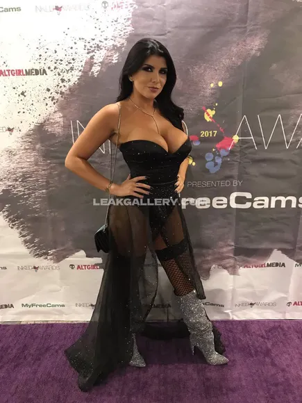 Romi_rain Exclusive Leaked Nude Onlyfans #1818358