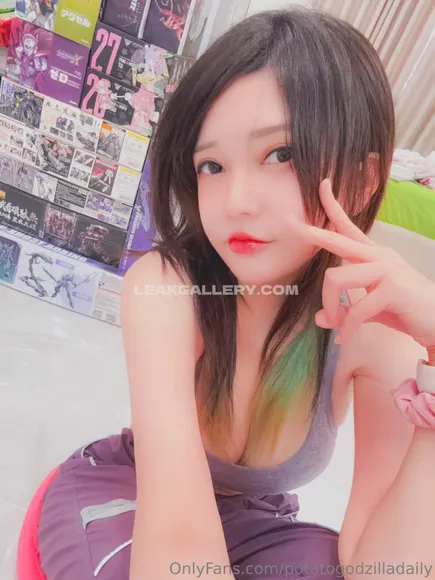 Potatogodzilla Exclusive Leaked Nude Onlyfans #1908402