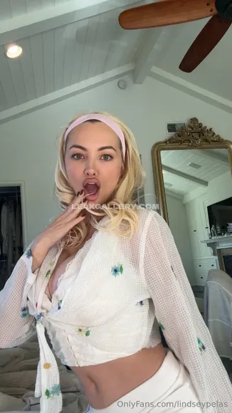 Lindseypelas Exclusive Leaked Nude Onlyfans #1790925
