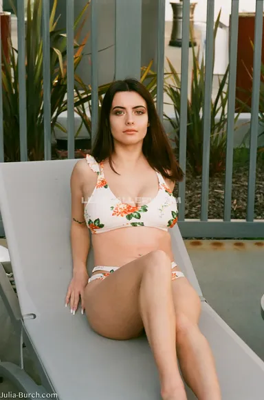 Juliaburch / juliaaburch Exclusive Leaked Nude Onlyfans #1426396
