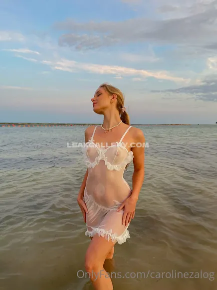 Carolinezalog Exclusive Leaked Nude Onlyfans #1872404