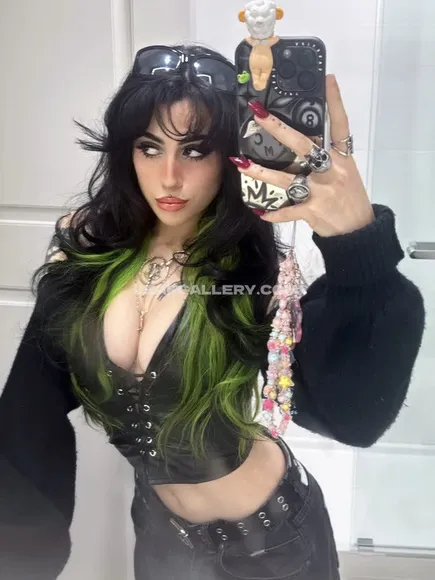 Lilbatty Exclusive Leaked Nude Onlyfans #924325