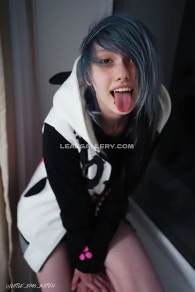 Littleemokitten Exclusive Leaked Nude Onlyfans #2182502