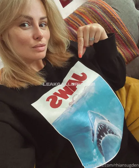 Rhiansugden Exclusive Leaked Nude Onlyfans #2062016