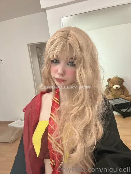 Nicoleponyxo / itsnicolexoxoxo / nicolepony / niquidoll Exclusive Leaked Nude Onlyfans #2922574