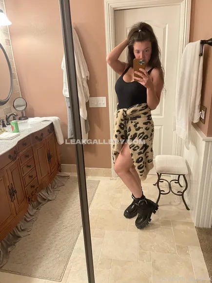 X_elizabeth_skylar_x Exclusive Leaked Nude Onlyfans #736002