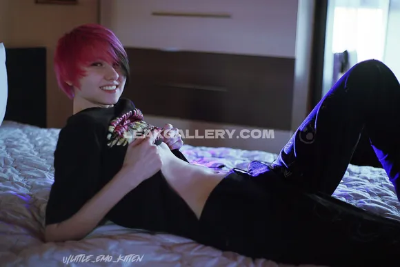 Littleemokitten Exclusive Leaked Nude Onlyfans #2174258