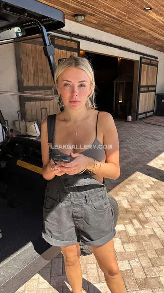 Corinnakopf / corinakopf / corinniakopf / corrinakopf Exclusive Leaked Nude Onlyfans #2165884