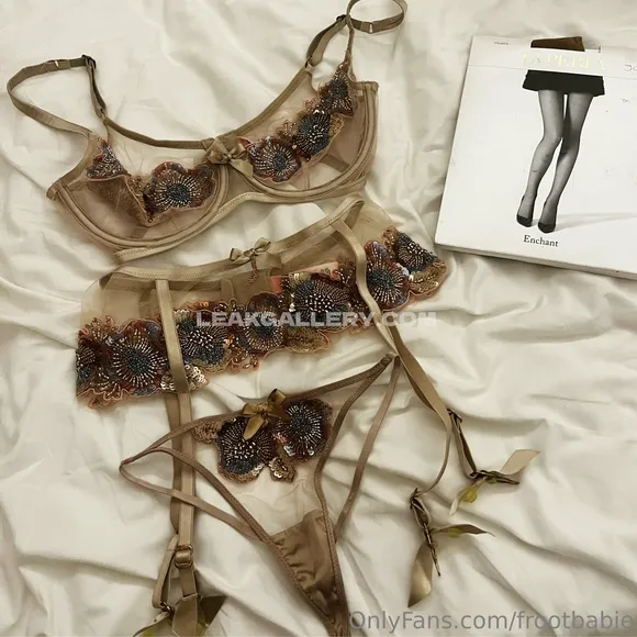 Frootbabie Exclusive Leaked Nude Onlyfans #690031