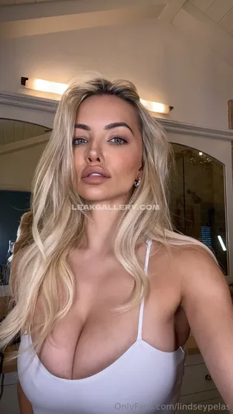 Lindseypelas Exclusive Leaked Nude Onlyfans #1798938
