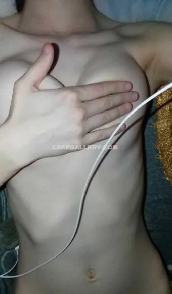 Littleemokitten Exclusive Leaked Nude Onlyfans #2192141