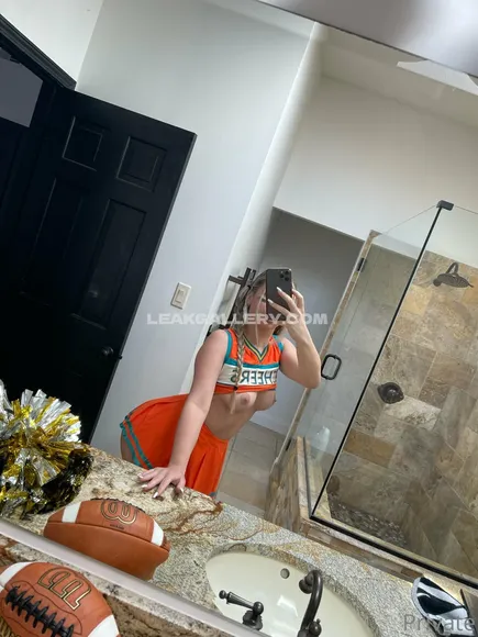 Azra_lifts Exclusive Leaked Nude Onlyfans #1008301