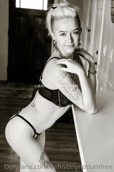Definitelynotlurn Exclusive Leaked Nude Onlyfans #973929