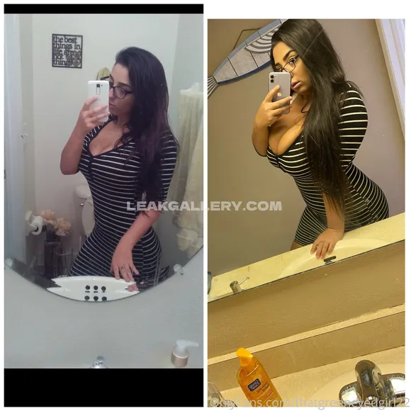 Thatgreeneyedgirl22 Exclusive Leaked Nude Onlyfans #2061087