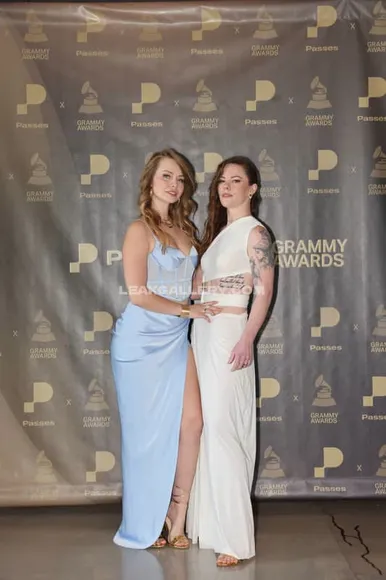 Haileeandkendra Exclusive Leaked Nude Onlyfans #2238339