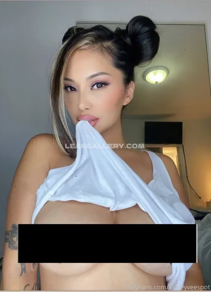 Ashleyveeip Exclusive Leaked Nude Onlyfans #1936274