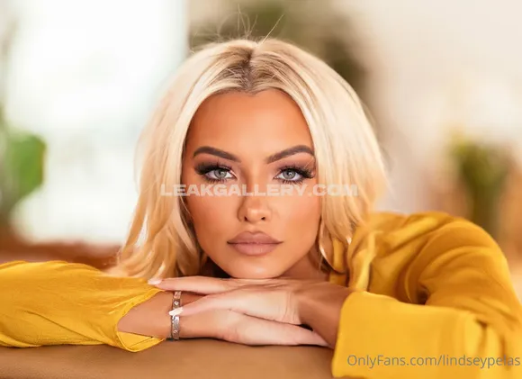 Lindseypelas Exclusive Leaked Nude Onlyfans #1800749