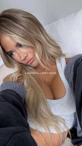 Emilyelizabeth Exclusive Leaked Nude Onlyfans #1096325