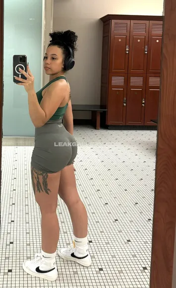 Shesospicyyy Exclusive Leaked Nude Onlyfans #1141519