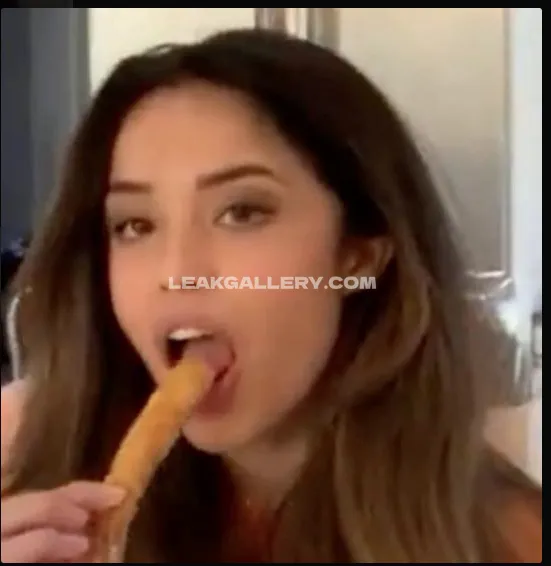 Valkyrae Exclusive Leaked Nude Onlyfans #2144654