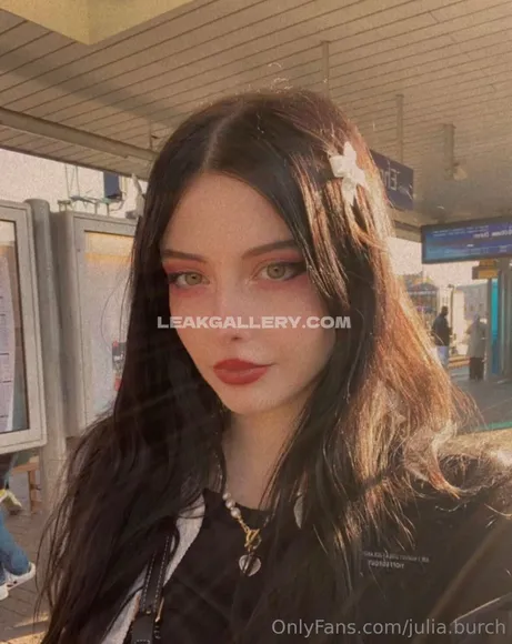 Juliaburch / juliaaburch Exclusive Leaked Nude Onlyfans #1429198