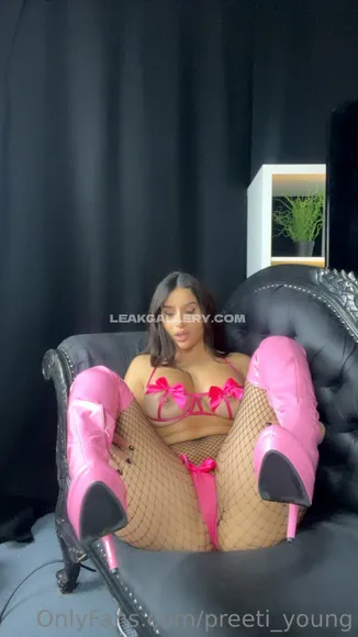 Priya_y / preeti_young Exclusive Leaked Nude Onlyfans #818254