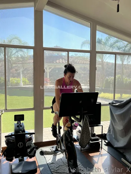 X_elizabeth_skylar_x Exclusive Leaked Nude Onlyfans #738952