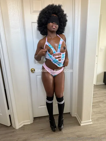 Ebonybutts Exclusive Leaked Nude Onlyfans #1064986