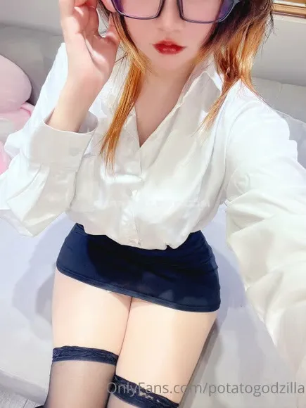 Potatogodzilla Exclusive Leaked Nude Onlyfans #1893567