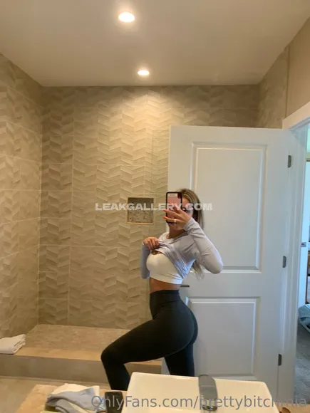 Prettybitchmia Exclusive Leaked Nude Onlyfans #1580904