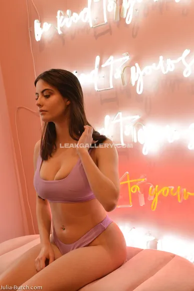 Juliaburch / juliaaburch Exclusive Leaked Nude Onlyfans #1429819