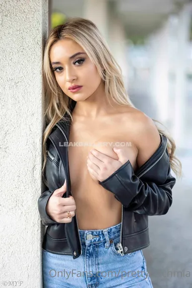 Prettybitchmia Exclusive Leaked Nude Onlyfans #1579426