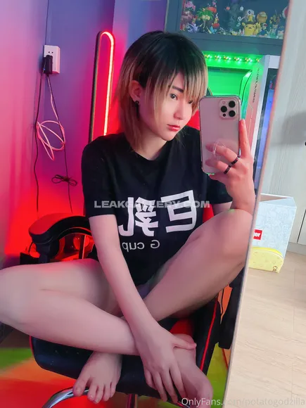 Potatogodzilla Exclusive Leaked Nude Onlyfans #1908754