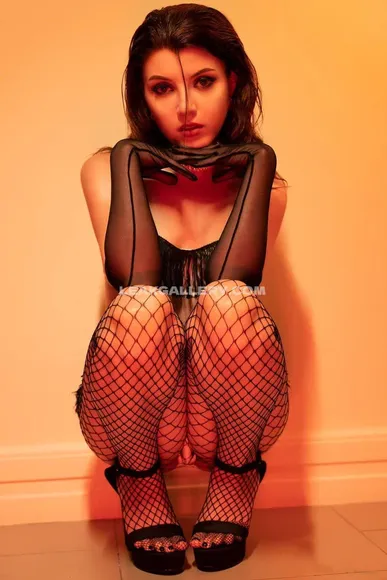 Olyashaa_official Exclusive Leaked Nude Onlyfans #980781