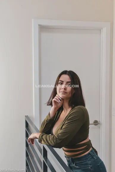 Juliaburch / juliaaburch Exclusive Leaked Nude Onlyfans #1428989