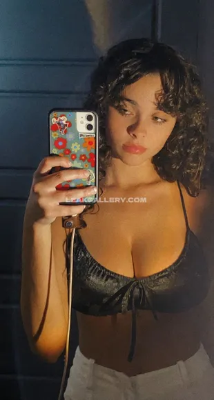 Gracecoffey Exclusive Leaked Nude Onlyfans #2189097