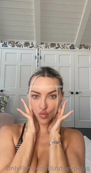 Lindseypelas Exclusive Leaked Nude Onlyfans #1795493
