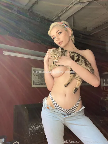 Skyebluewantsu Exclusive Leaked Nude Onlyfans #1792819