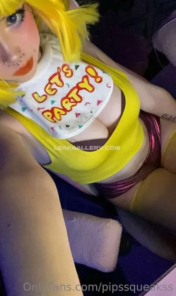 Pipssqueakss Exclusive Leaked Nude Onlyfans #949894