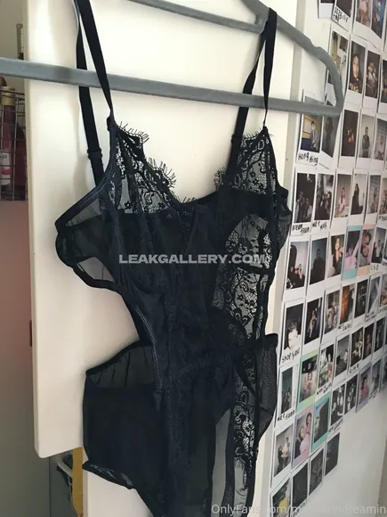 Erotica2222 Exclusive Leaked Nude Onlyfans #2122242